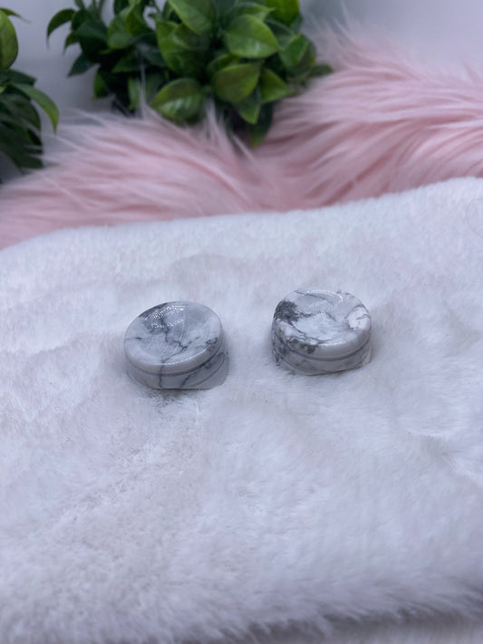 Howlite sphere holder - OM of the Soul