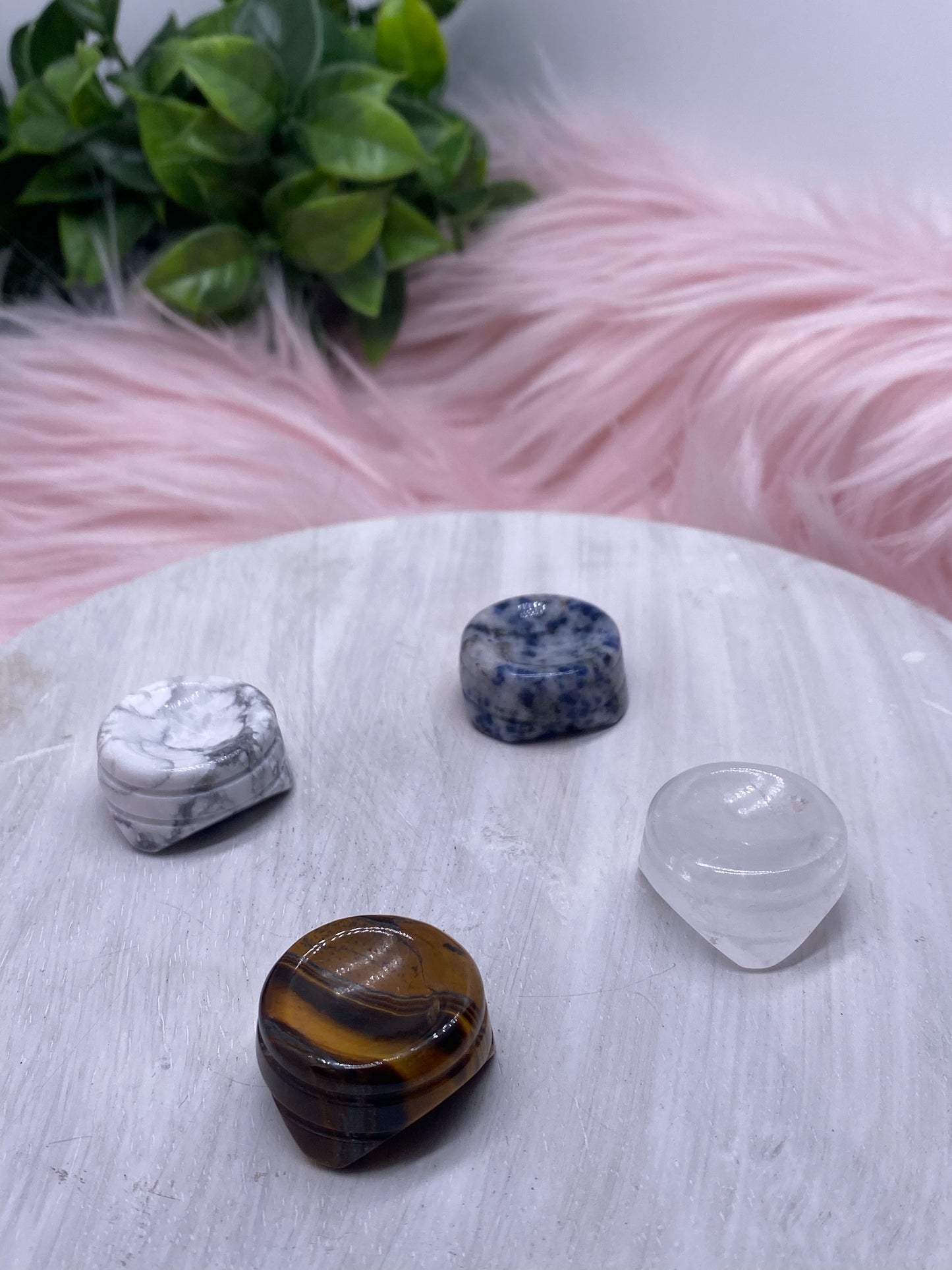 Howlite sphere holder - OM of the Soul